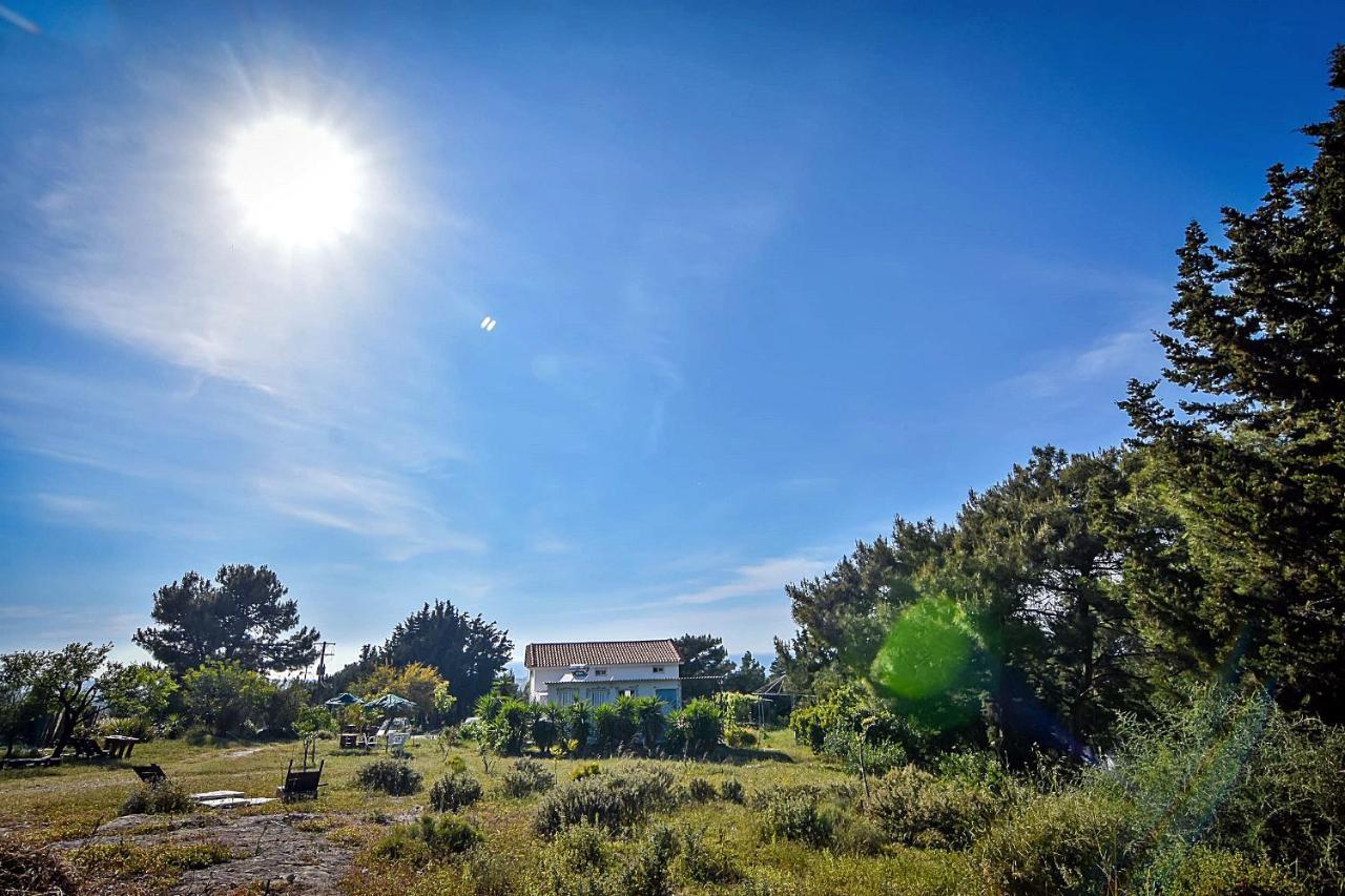 Drolma Ling Nature Cabins Теологос Экстерьер фото