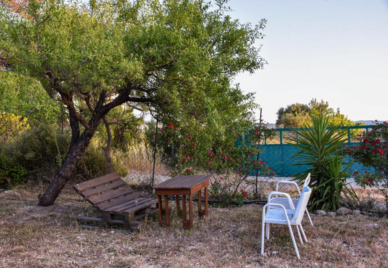 Drolma Ling Nature Cabins Теологос Экстерьер фото